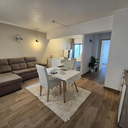 Clube Da Rocha Balcony Flat 532d